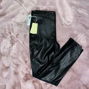 Wilfred leather pants from Aritzia. Black, size 8, fake pockets in the front.
